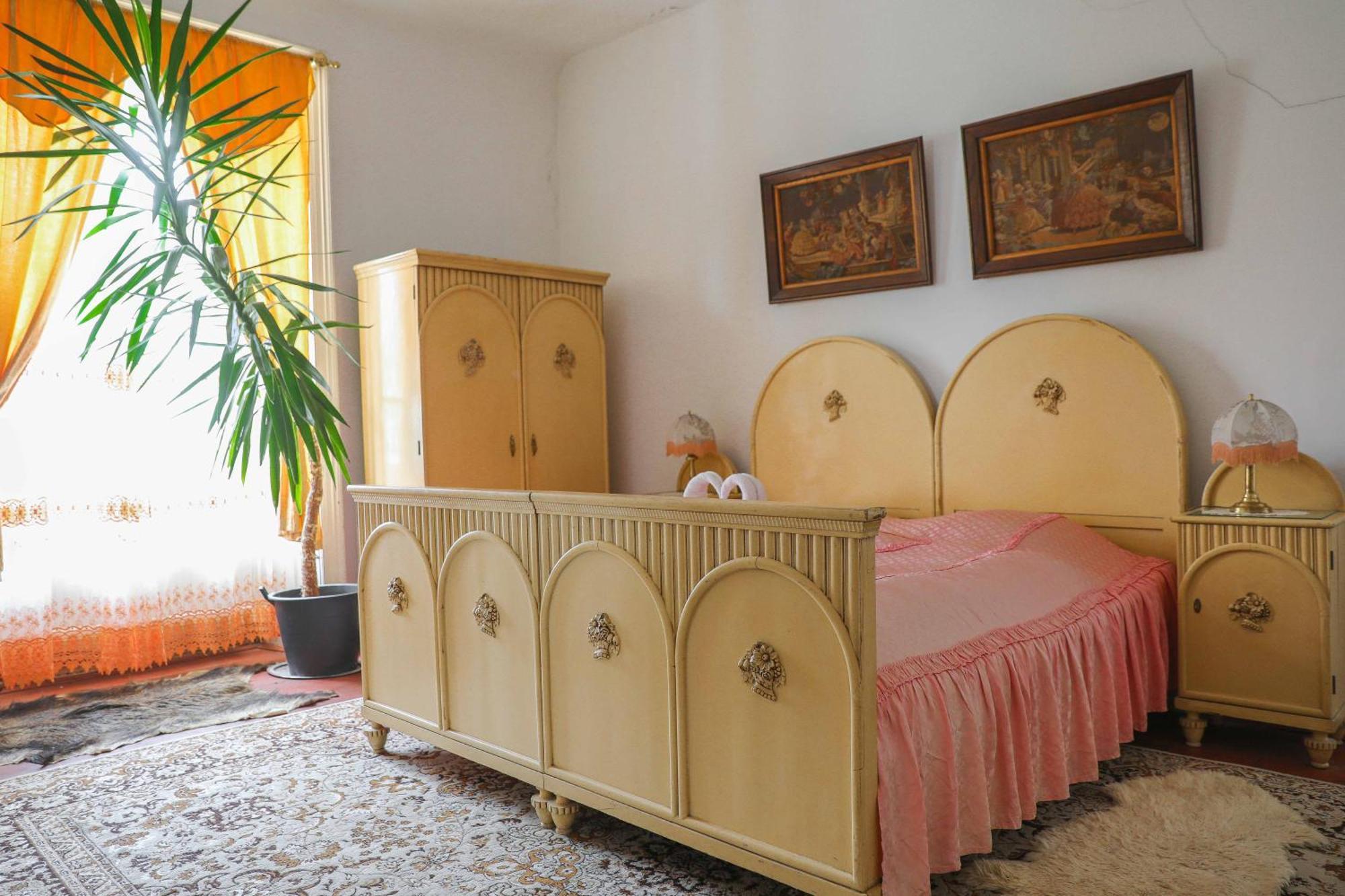 Appartamento Zamek Usobi Esterno foto