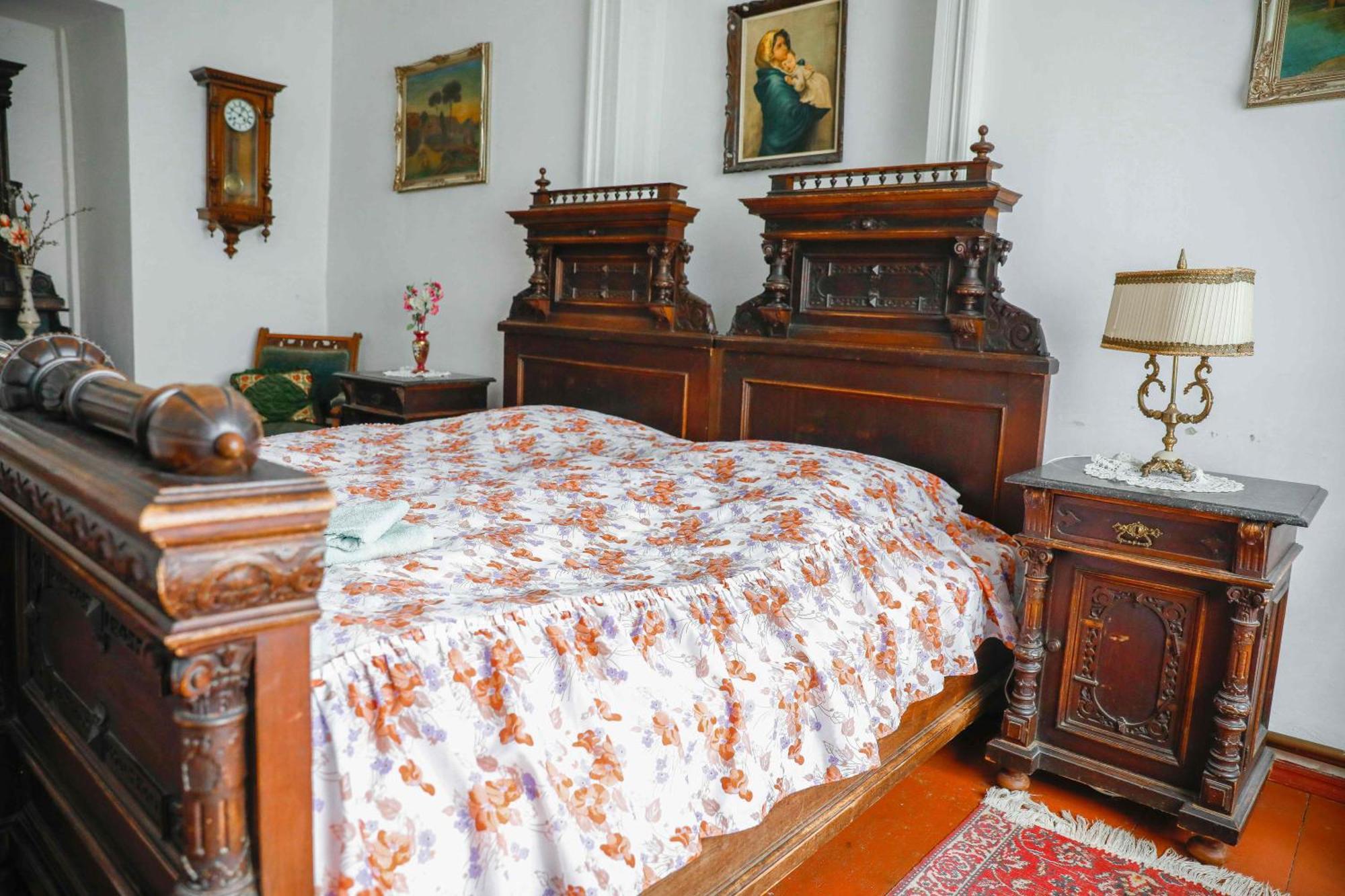 Appartamento Zamek Usobi Esterno foto